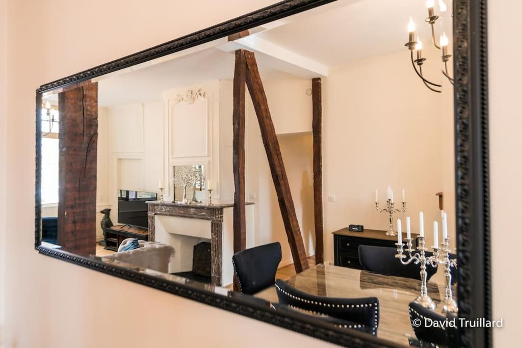 Suites Mana - Matahina Avec Vue Superbe Sur La Place Ducale Et Parking Prive Inclus Charleville-Mézières エクステリア 写真